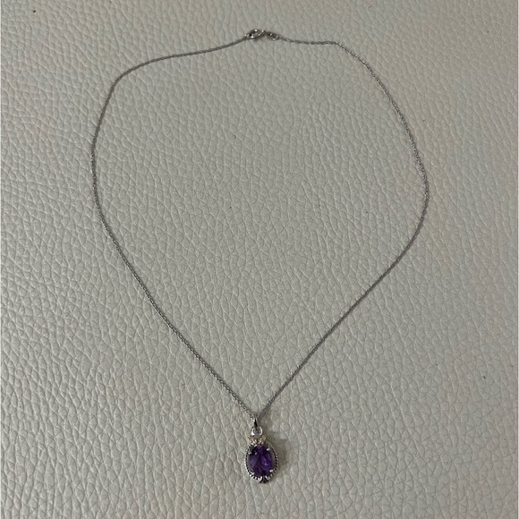 Silver necklace with purple crystal pendant with some gold accents/ used - Picture 4 of 8